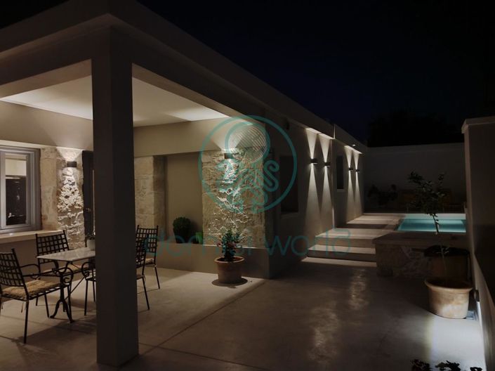 Image No.11-2 Bed House for sale