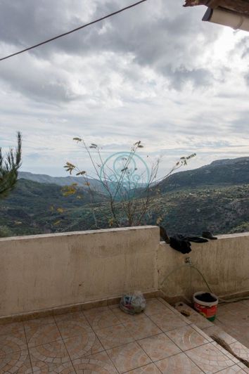 Image No.8-4 Bed House for sale