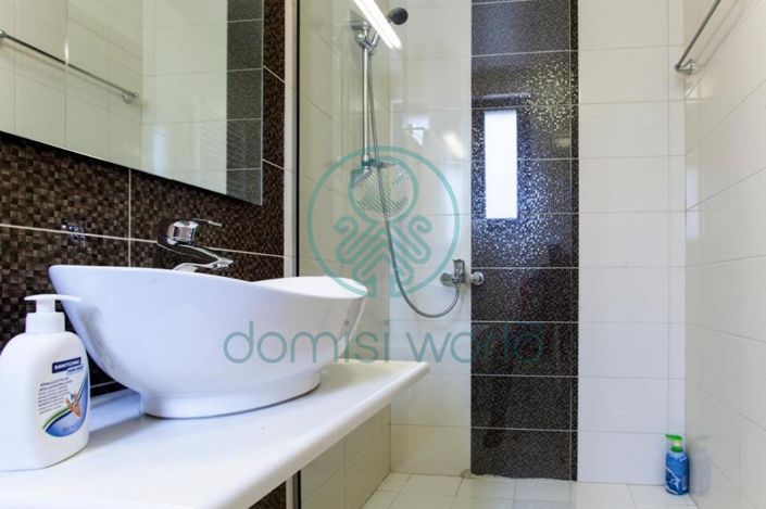 Image No.12-4 Bed Villa for sale