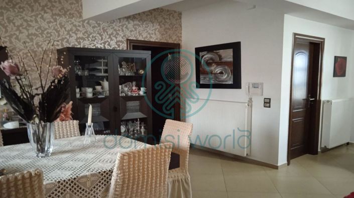 Image No.2-Appartement de 4 chambres à vendre à Crète