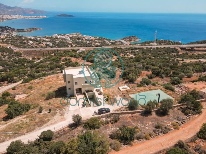 Image No.12-4 Bed Villa / Detached for sale