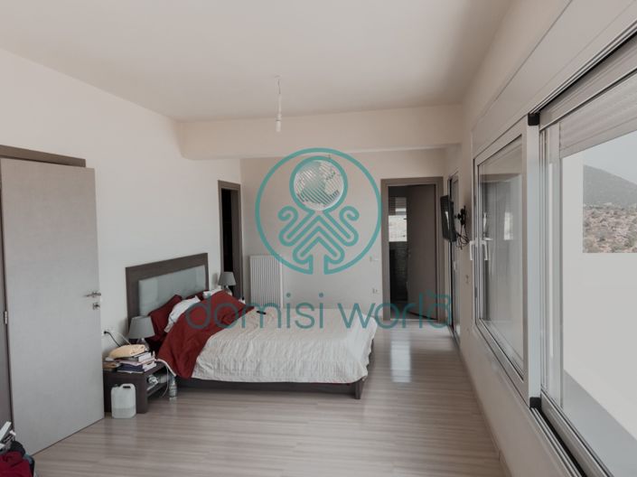 Image No.42-4 Bed Villa / Detached for sale