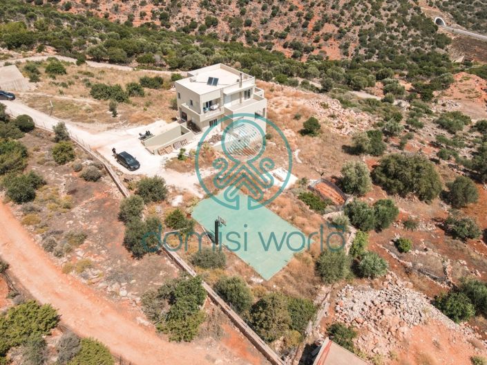 Image No.50-4 Bed Villa / Detached for sale