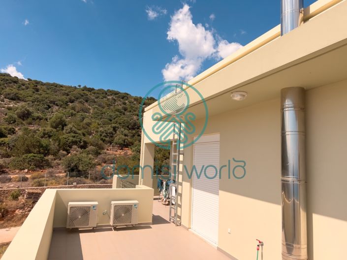 Image No.8-4 Bed Villa / Detached for sale