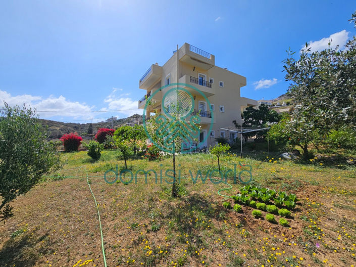 Image No.13-6 Bed Property for sale