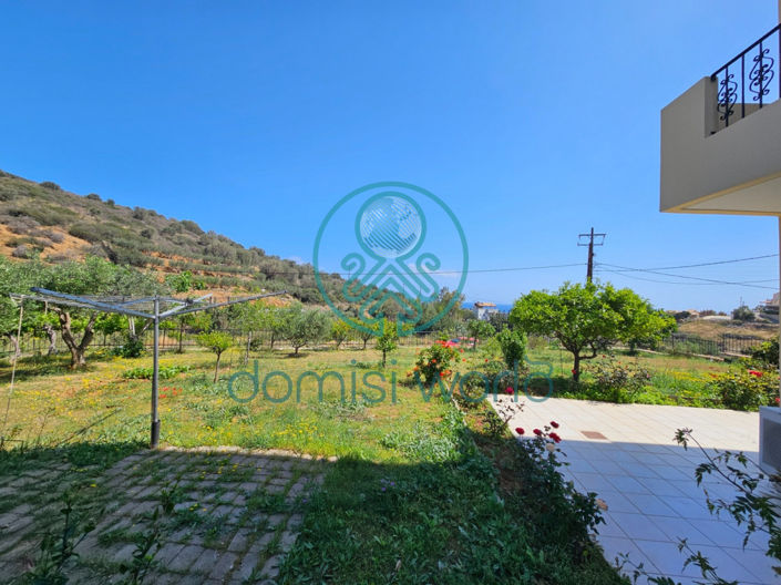 Image No.15-6 Bed Property for sale