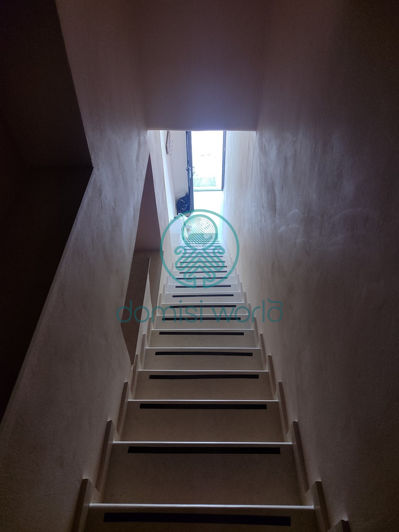 Image No.37-2 Bed Property for sale