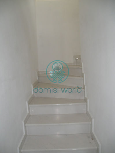 Image No.28-4 Bed Maisonette for sale