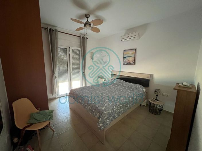 Image No.7-2 Bed House for sale