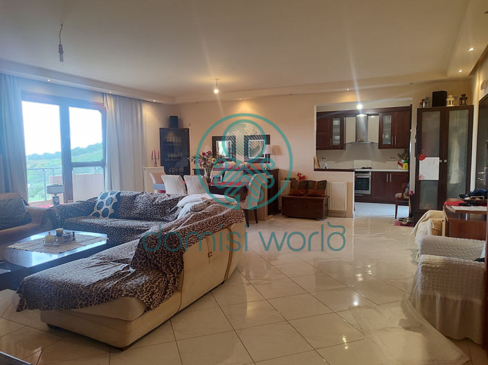 Image No.3-Propriété de 6 chambres à vendre à Elia