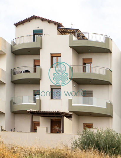 Image No.21-3 Bed Apartment for sale