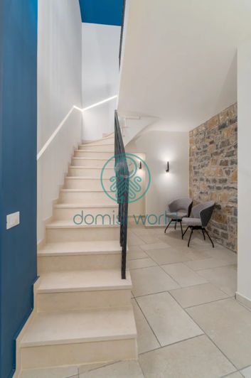 Image No.18-4 Bed Property for sale