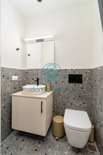 Image No.23-4 Bed Property for sale