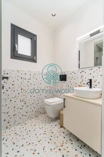 Image No.24-4 Bed Property for sale