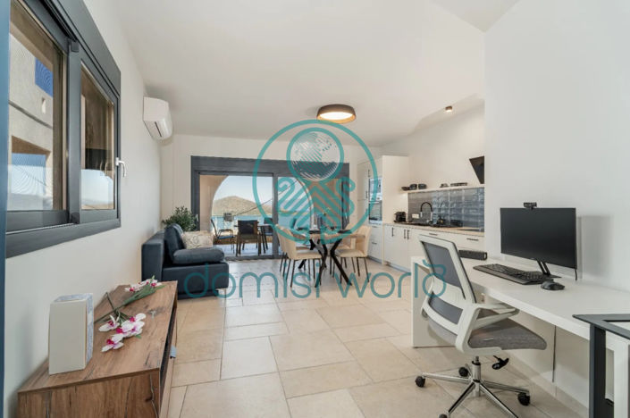 Image No.6-4 Bed Property for sale