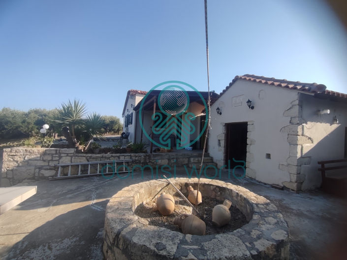Image No.24-4 Bed Villa / Detached for sale