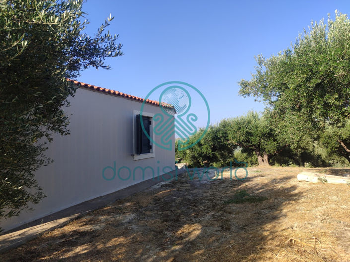 Image No.38-4 Bed Villa / Detached for sale