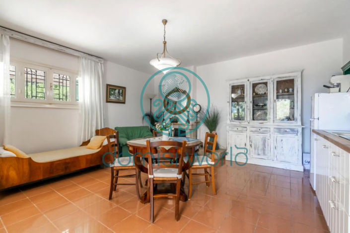 Image No.20-7 Bed Villa / Detached for sale