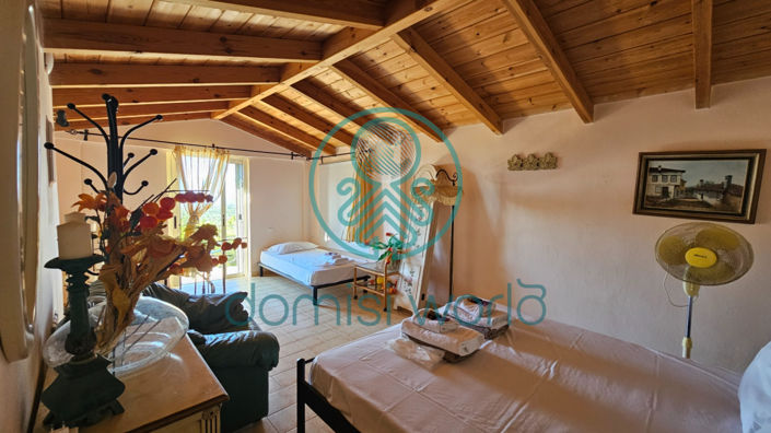Image No.25-7 Bed Villa / Detached for sale