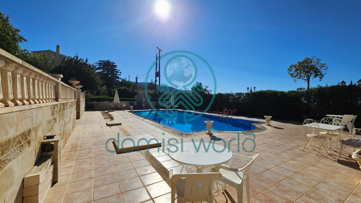 Image No.40-7 Bed Villa / Detached for sale