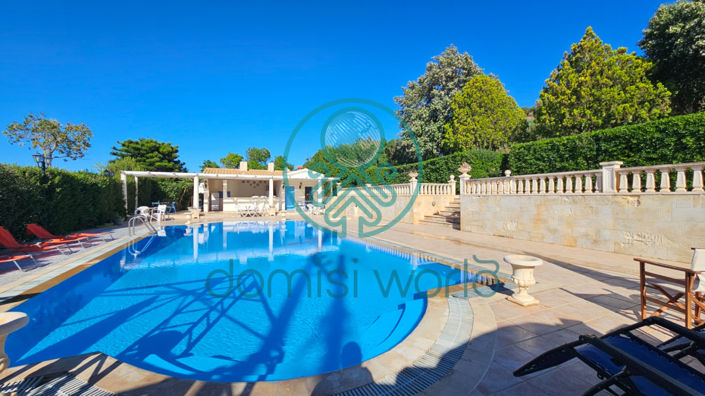 Image No.51-7 Bed Villa / Detached for sale