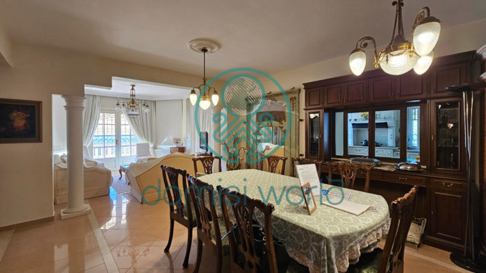 Image No.60-7 Bed Villa / Detached for sale