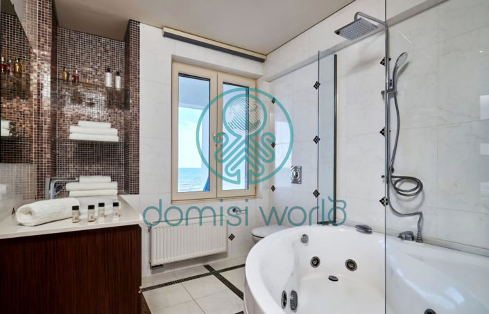 Image No.21-6 Bed Villa / Detached for sale