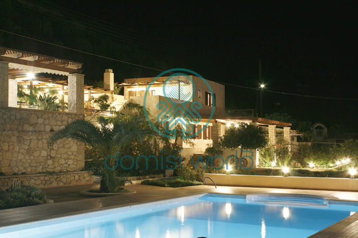 Image No.9-5 Bed Villa for sale