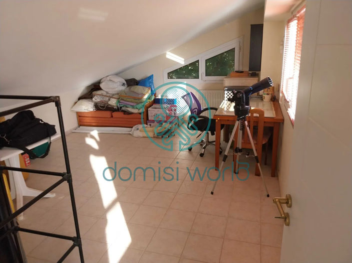 Image No.14-4 Bed Villa / Detached for sale