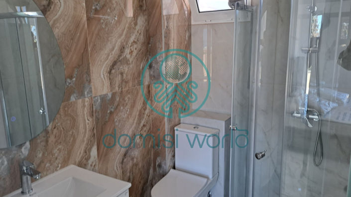 Image No.7-10 Bed Maisonette for sale