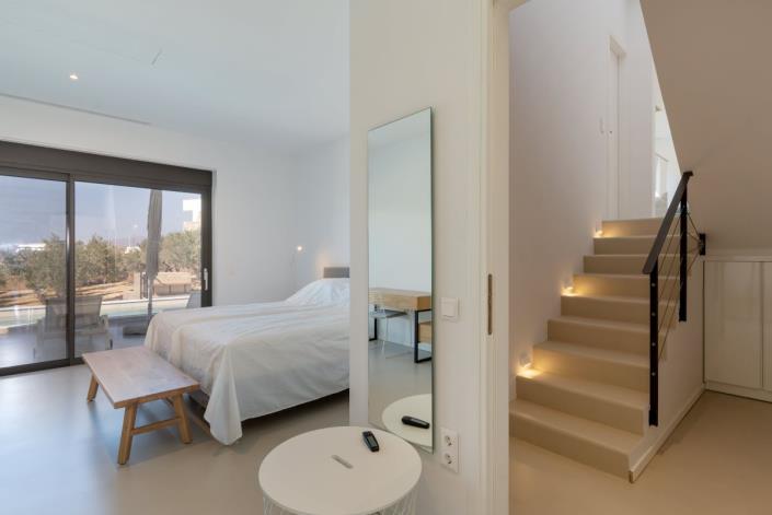 Image No.15-2 Bed Villa / Detached for sale