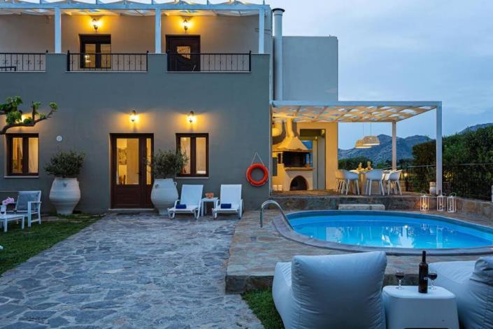 Image No.1-7 Bed Villa / Detached for sale
