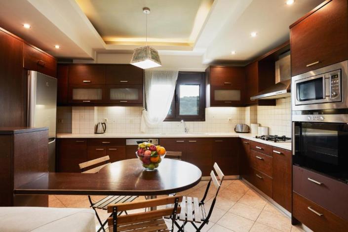 Image No.5-Villa / Détaché de 7 chambres à vendre à Perama