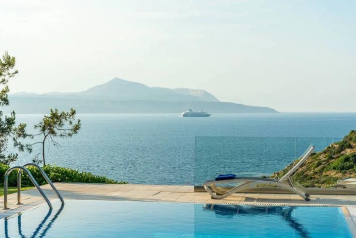 Image No.3-7 Bed Villa for sale