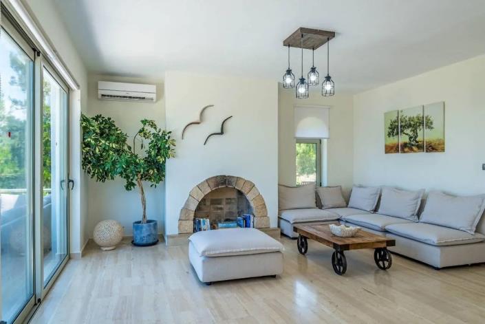 Image No.7-7 Bed Villa for sale