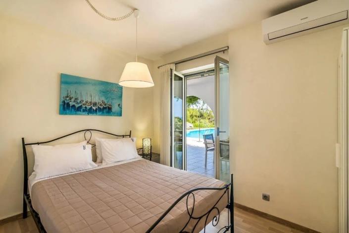 Image No.23-7 Bed Villa for sale