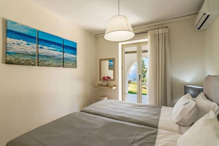 Image No.25-7 Bed Villa for sale