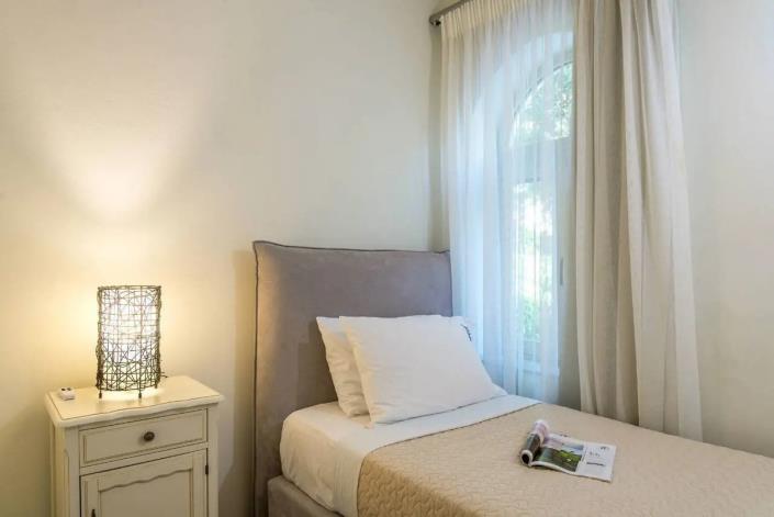 Image No.35-7 Bed Villa for sale