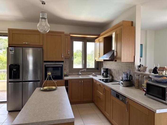 Image No.2-4 Bed Villa for sale