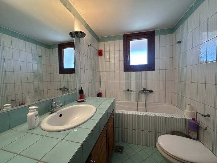 Image No.17-4 Bed Villa / Detached for sale