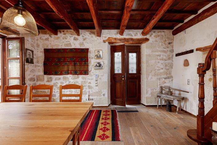 Image No.5-Villa / Détaché de 5 chambres à vendre à Argiroupoli