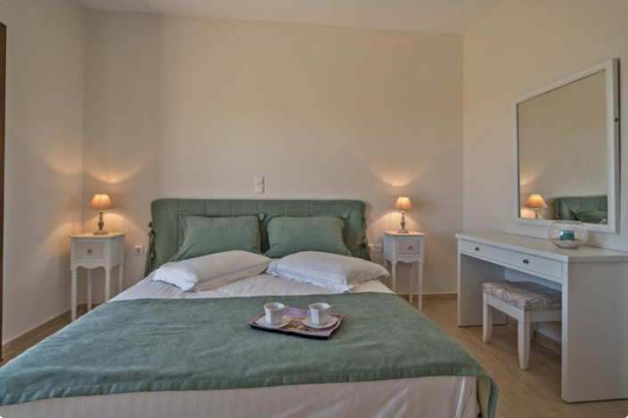 Image No.8-3 Bed Villa / Detached for sale