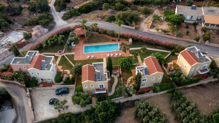 Image No.29-2 Bed Villa for sale