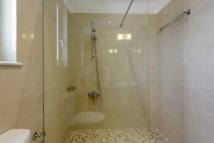 Image No.17-3 Bed Villa for sale