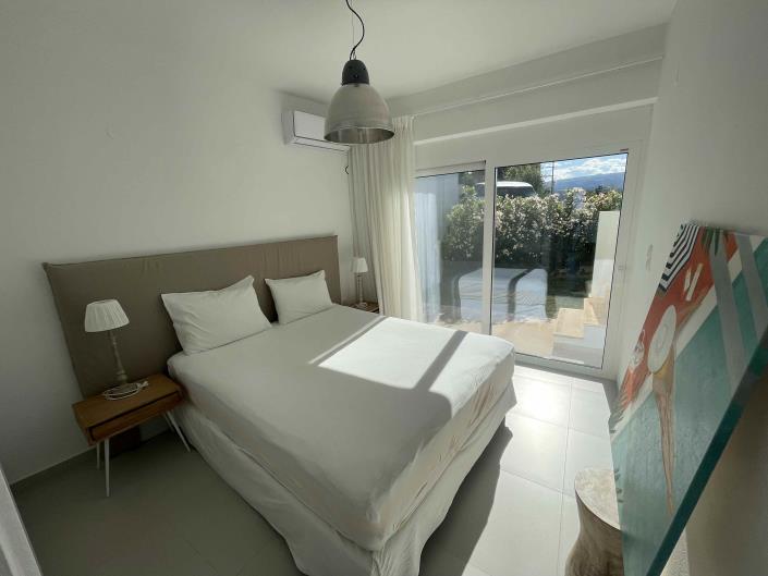 Image No.12-2 Bed Villa for sale