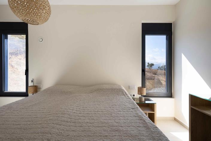 Image No.10-4 Bed Villa / Detached for sale