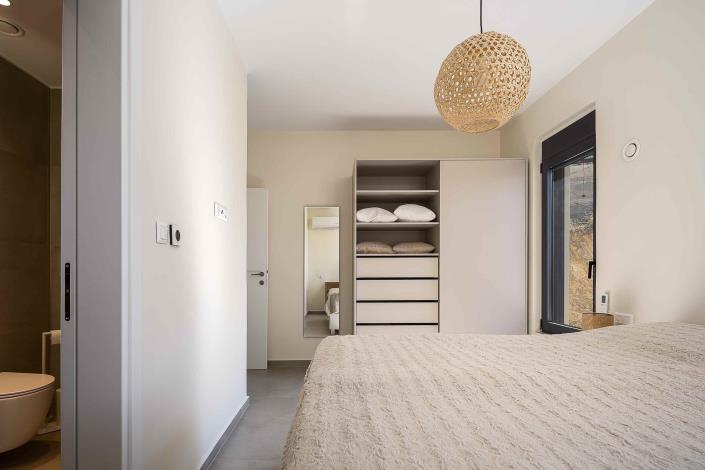 Image No.14-4 Bed Villa / Detached for sale