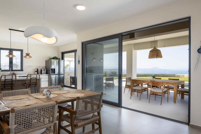 Image No.5-4 Bed Villa / Detached for sale