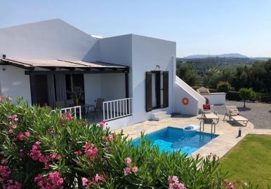 headphoto-Villa-Anna