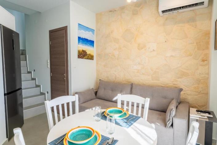 Image No.5-2 Bed Maisonette for sale